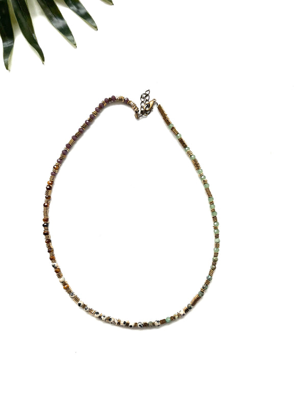 groove delicate necklace - green and brown mix