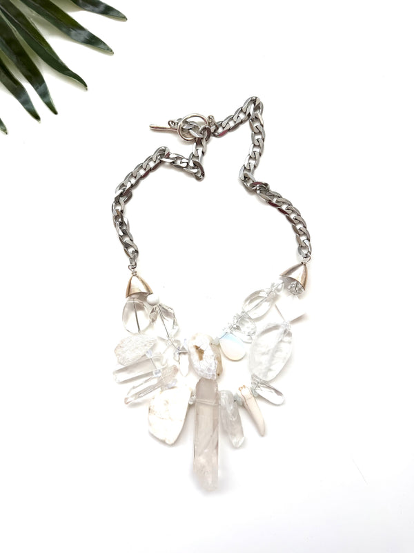 renegade necklace - white