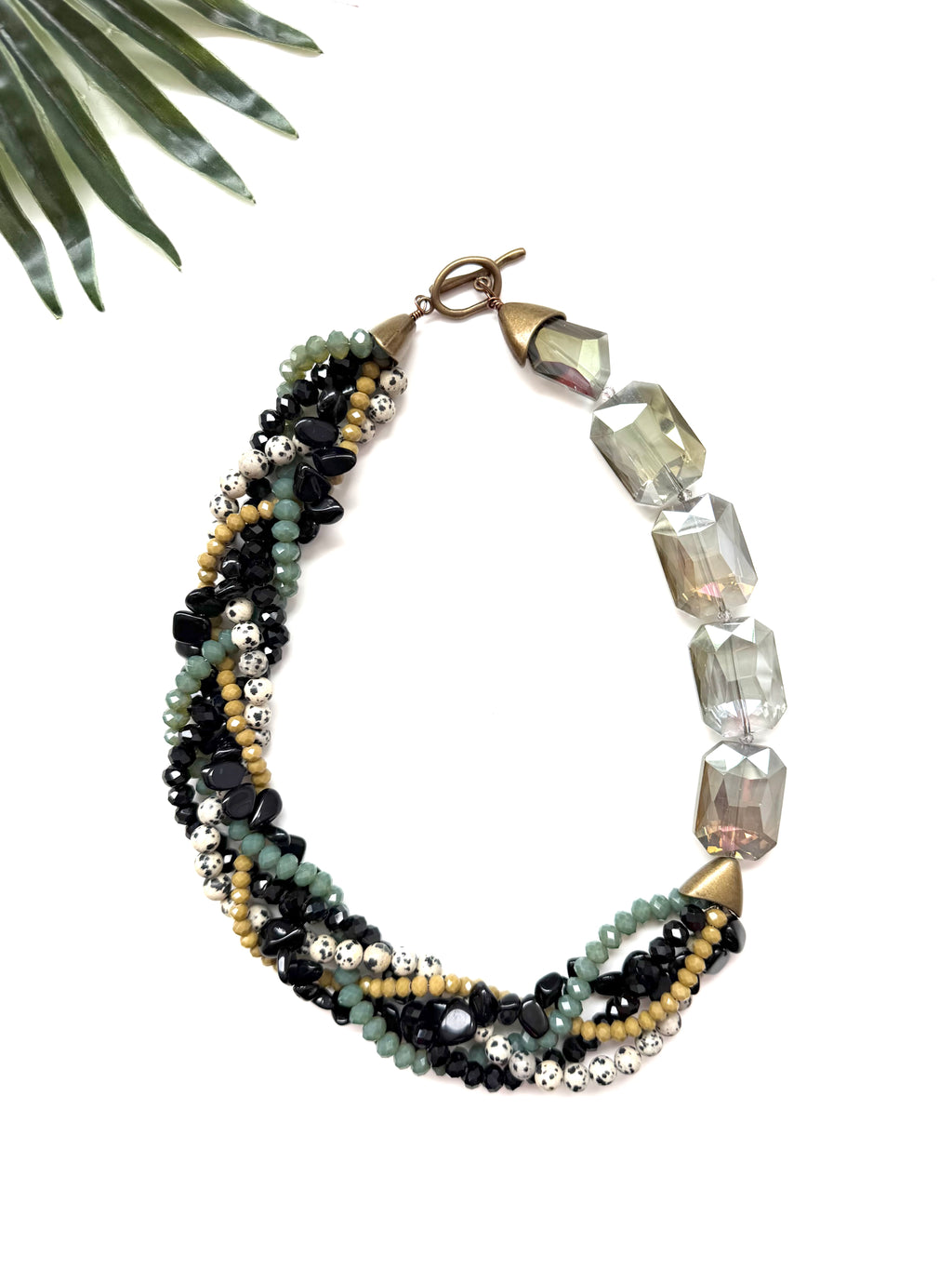 Mingle necklace - black and green