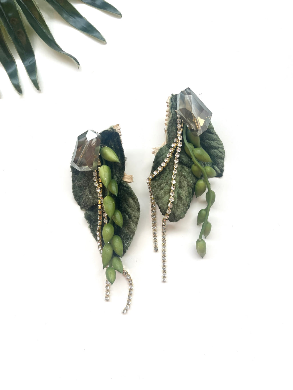 garden party earrings - foliage II