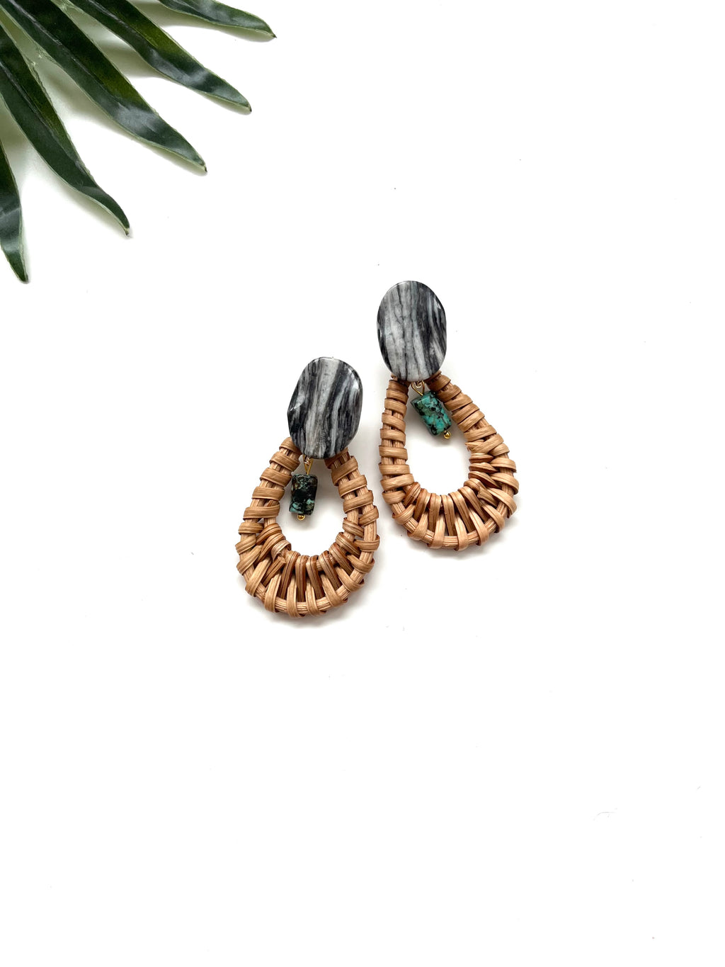 cabana earrings - black webbed jasper