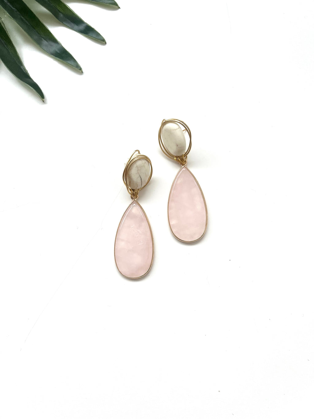 gala earrings - rose quartz and howlite