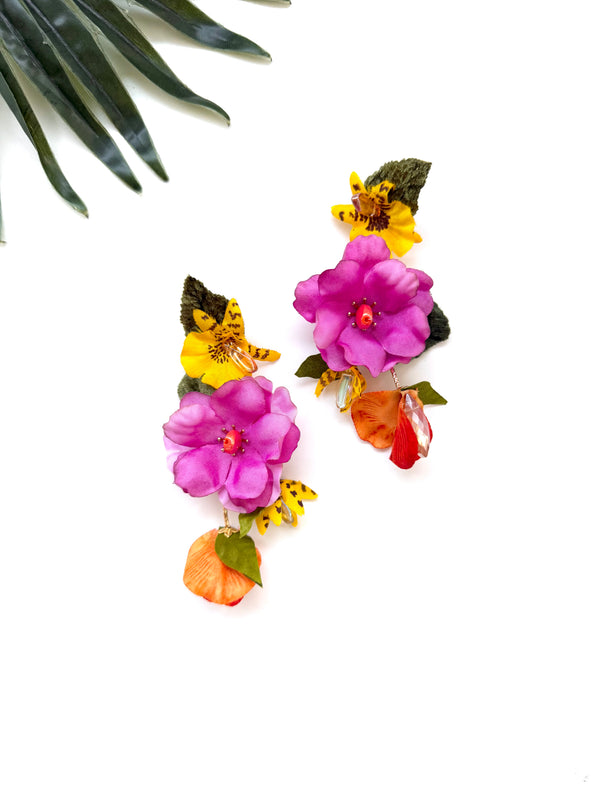 dainty garden party cascade - luau III