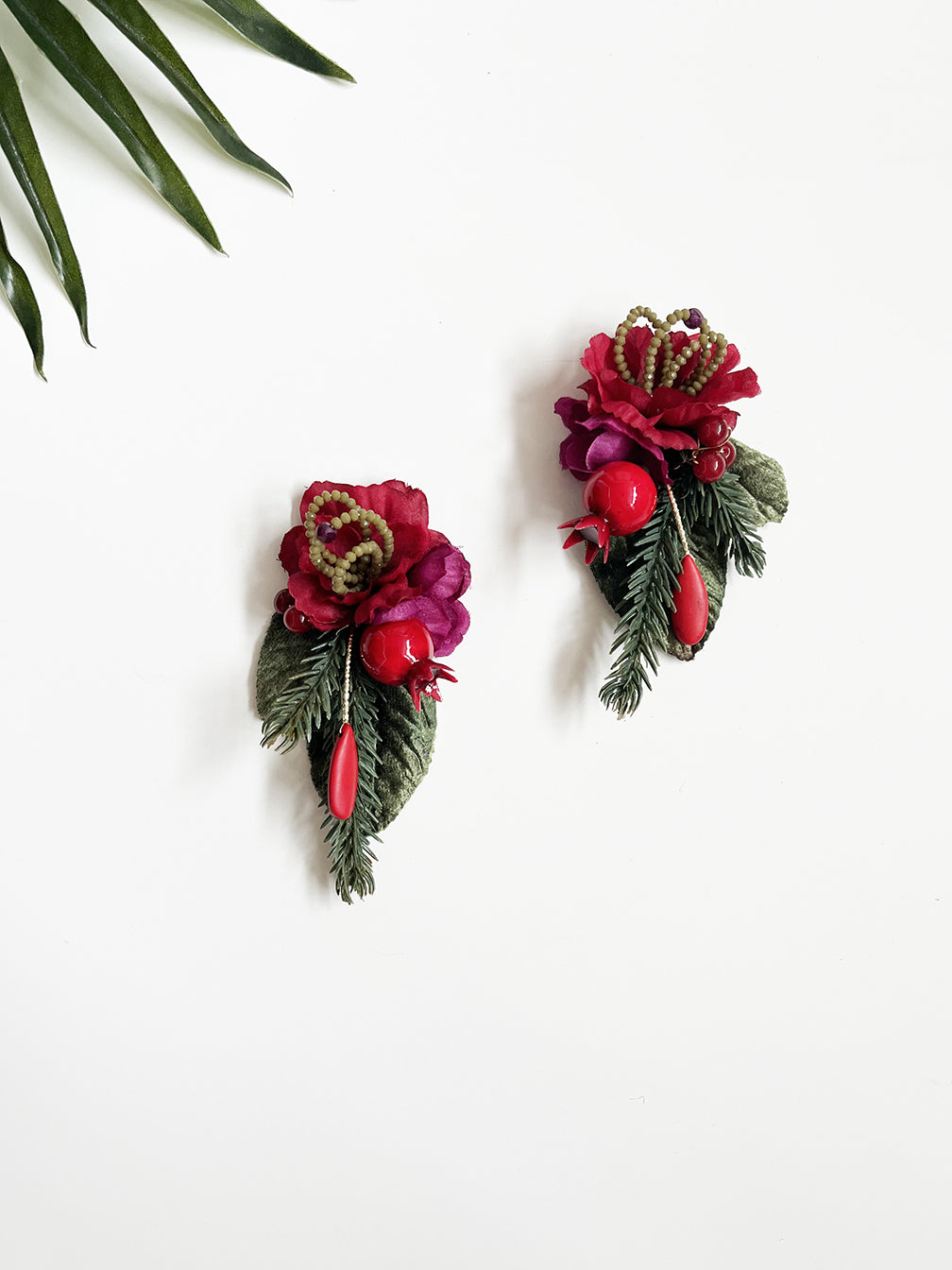 garden party earrings - holiday V