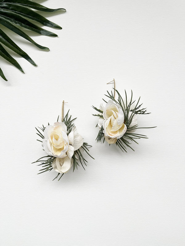 holiday garden party posy earrings - 808