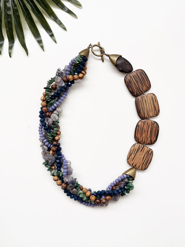 mocha mousse - mingle necklace